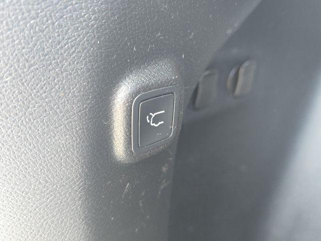 used 2020 Jeep Cherokee car, priced at $20,953