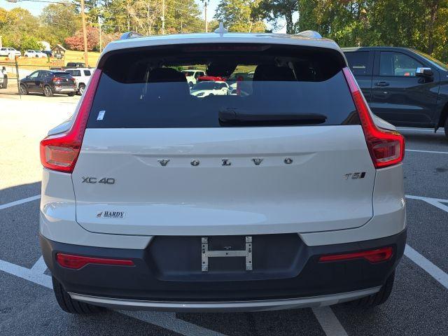 used 2020 Volvo XC40 car, priced at $24,953