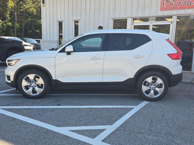 used 2020 Volvo XC40 car, priced at $24,953
