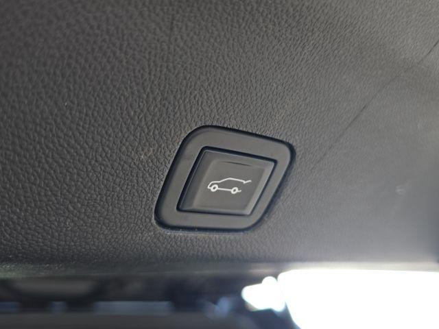 used 2021 GMC Yukon XL car, priced at $53,995