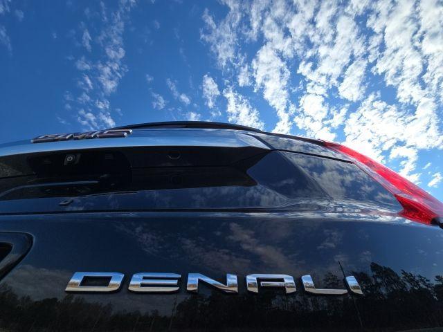 used 2021 GMC Yukon XL car, priced at $53,995