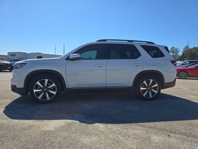 used 2023 Honda Pilot car, priced at $45,800