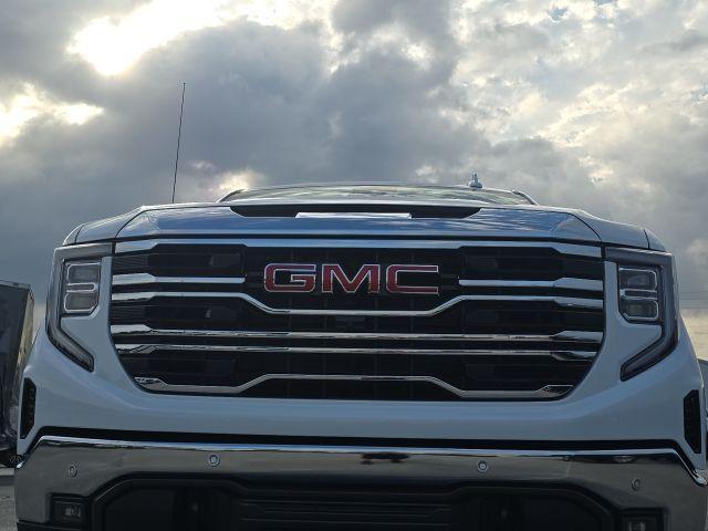 used 2024 GMC Sierra 1500 car, priced at $57,800