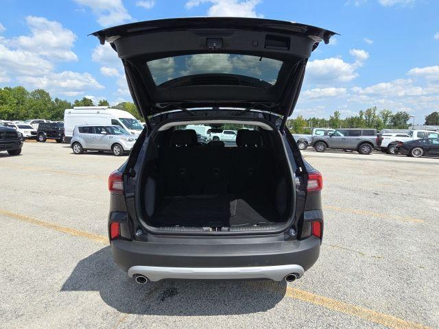 used 2023 Ford Escape car, priced at $24,500