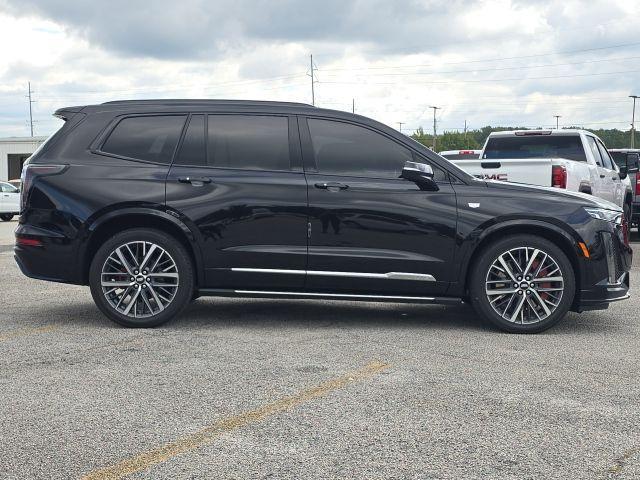 used 2023 Cadillac XT6 car, priced at $46,985