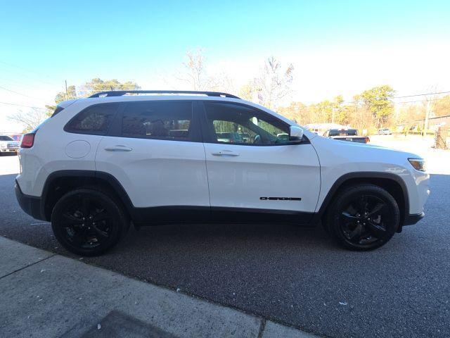 used 2019 Jeep Cherokee car, priced at $17,995