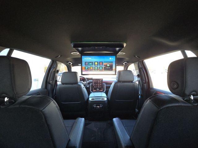 used 2025 GMC Yukon car, priced at $75,650