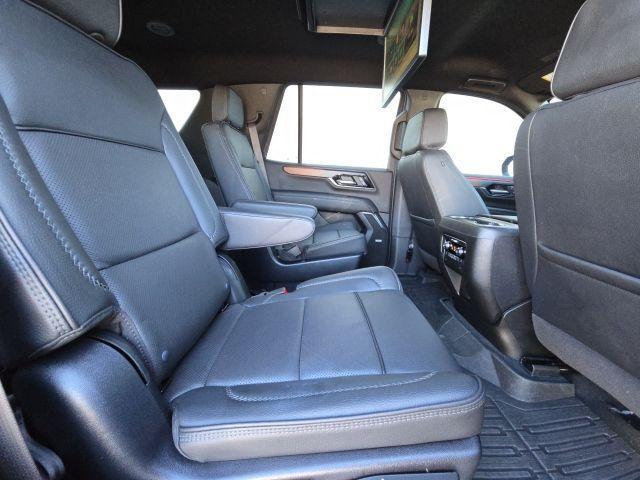 used 2025 GMC Yukon car, priced at $75,650