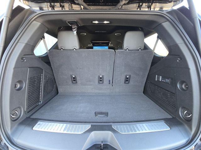 used 2025 GMC Yukon car, priced at $75,650