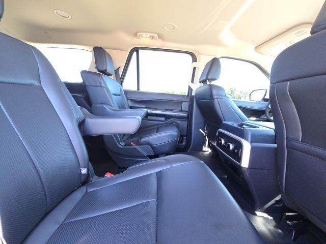 used 2024 Ford Expedition car, priced at $51,950