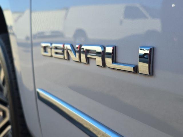 used 2019 GMC Yukon car, priced at $44,500