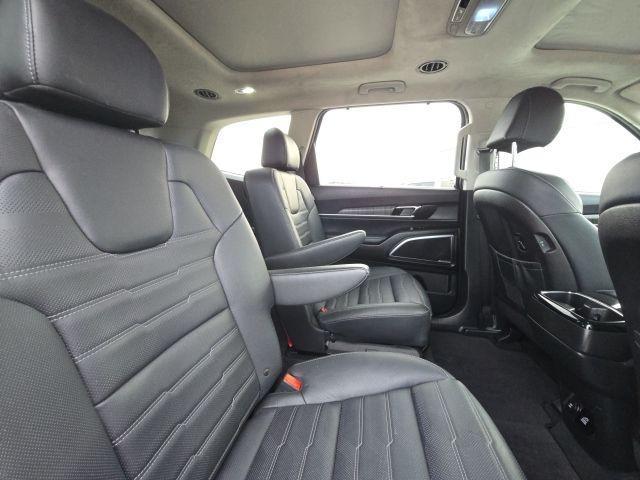 used 2023 Kia Telluride car, priced at $42,800