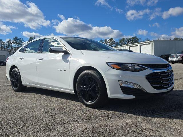 used 2022 Chevrolet Malibu car, priced at $18,800