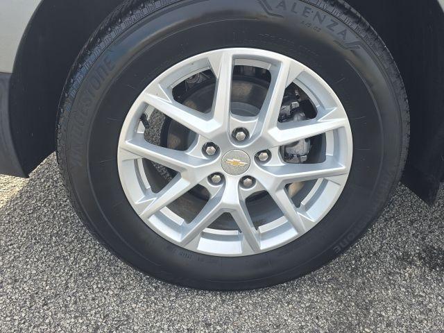 used 2023 Chevrolet Equinox car, priced at $25,700