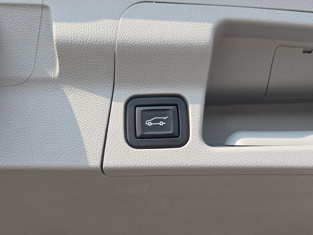 used 2022 GMC Acadia car, priced at $32,800