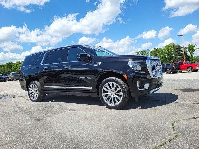 used 2023 GMC Yukon XL car, priced at $71,400