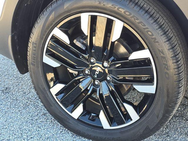 used 2024 Kia Telluride car, priced at $39,850