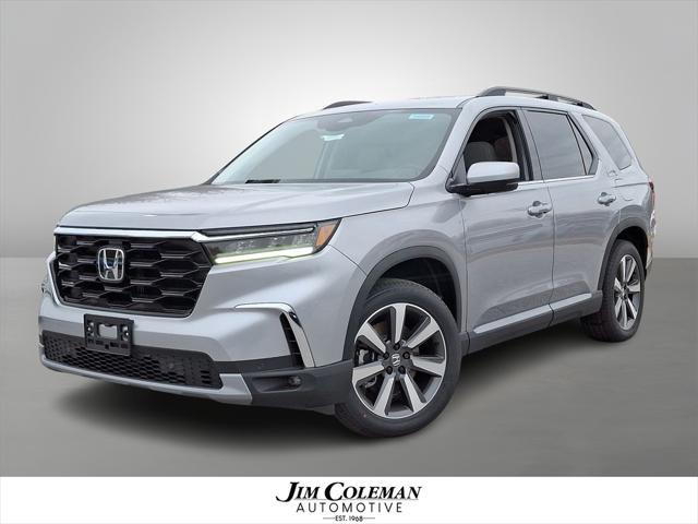 new 2025 Honda Pilot car, priced at $50,995