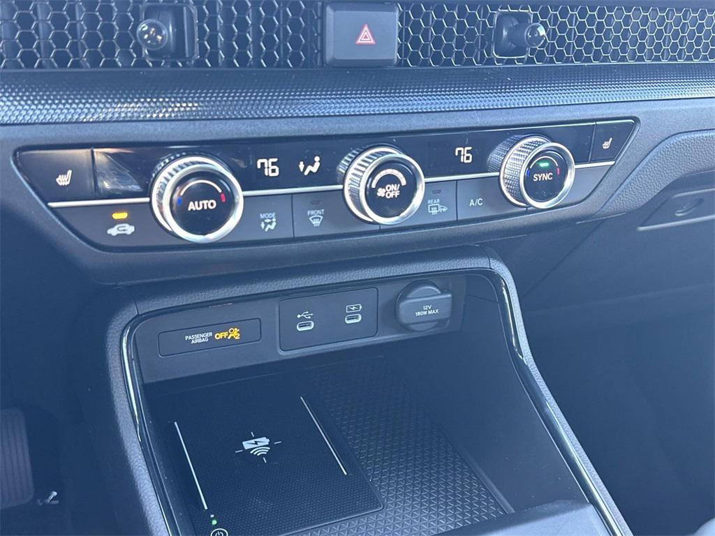 new 2026 Honda CR-V Hybrid car, priced at $40,250