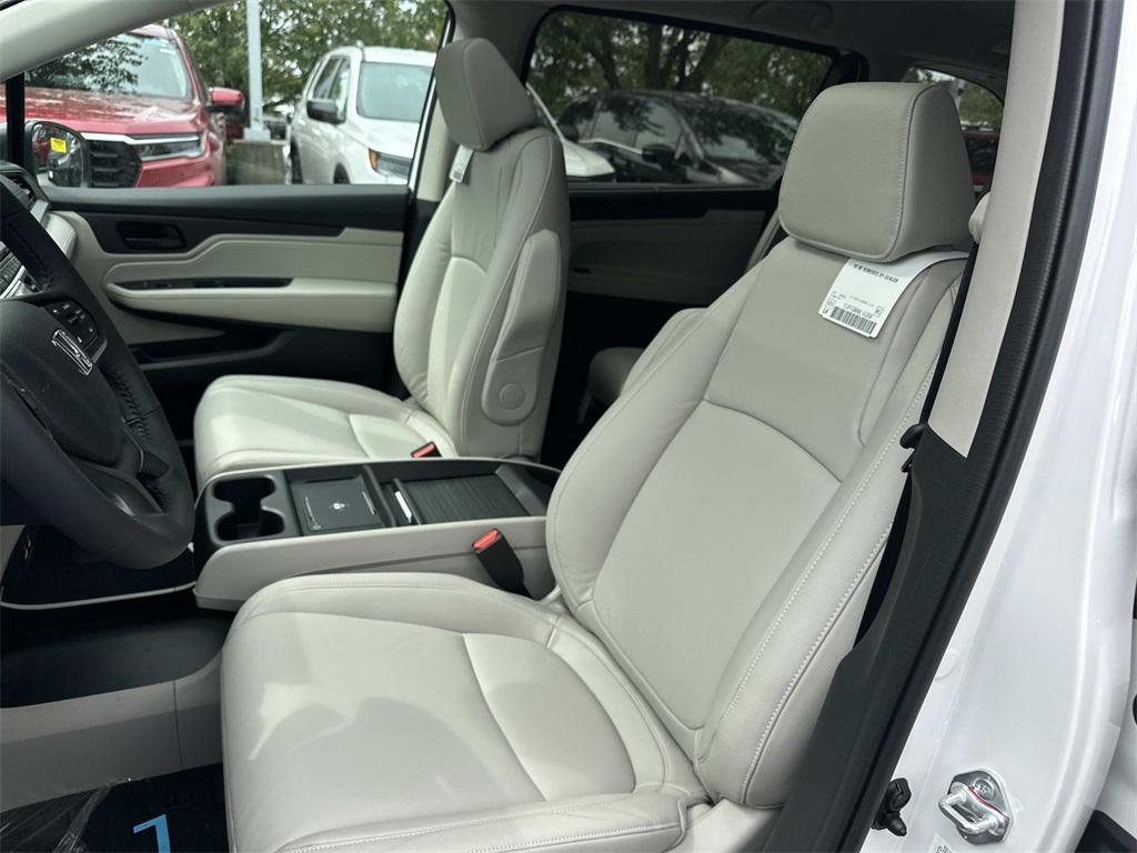 new 2026 Honda Odyssey car, priced at $44,745