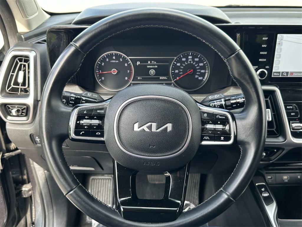 used 2022 Kia Sorento car, priced at $25,673
