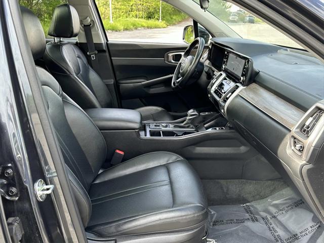 used 2022 Kia Sorento car, priced at $28,500