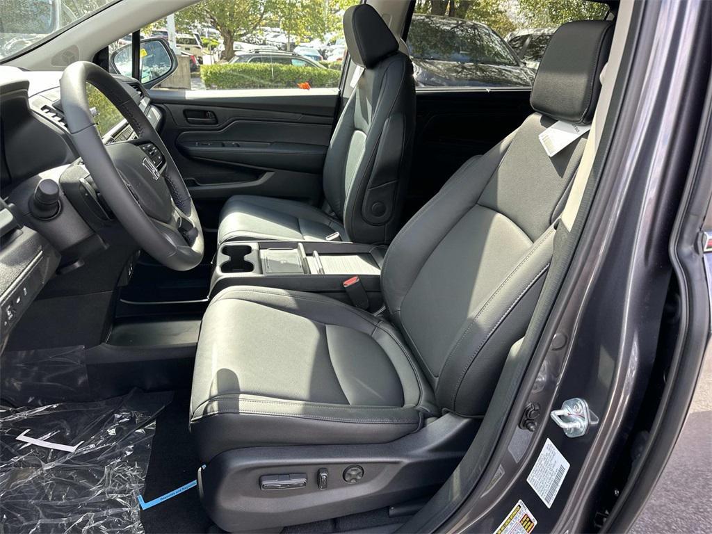 new 2026 Honda Odyssey car, priced at $44,655