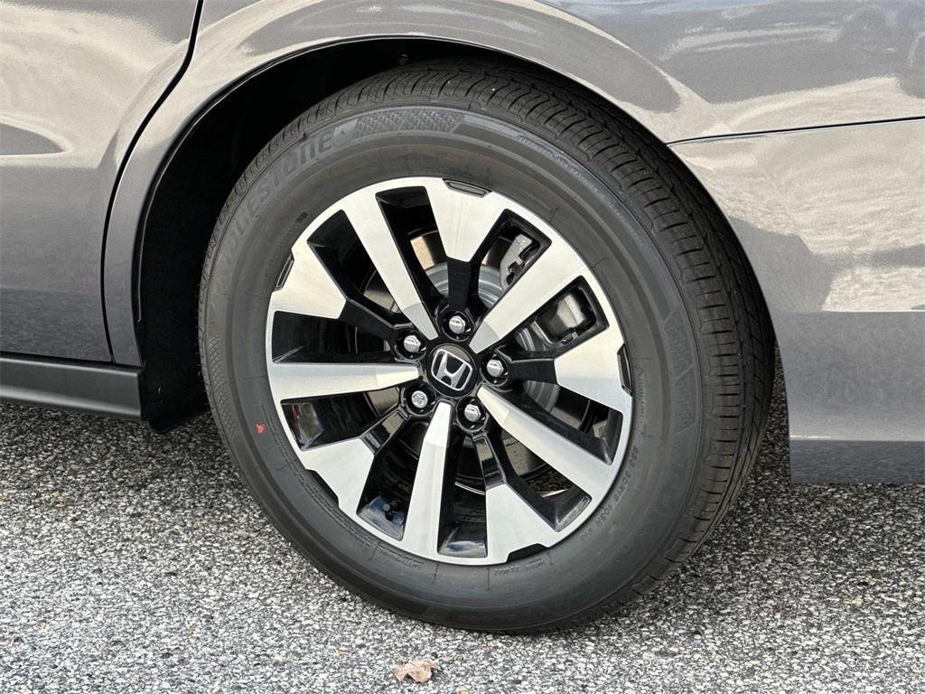 new 2026 Honda Odyssey car, priced at $44,655
