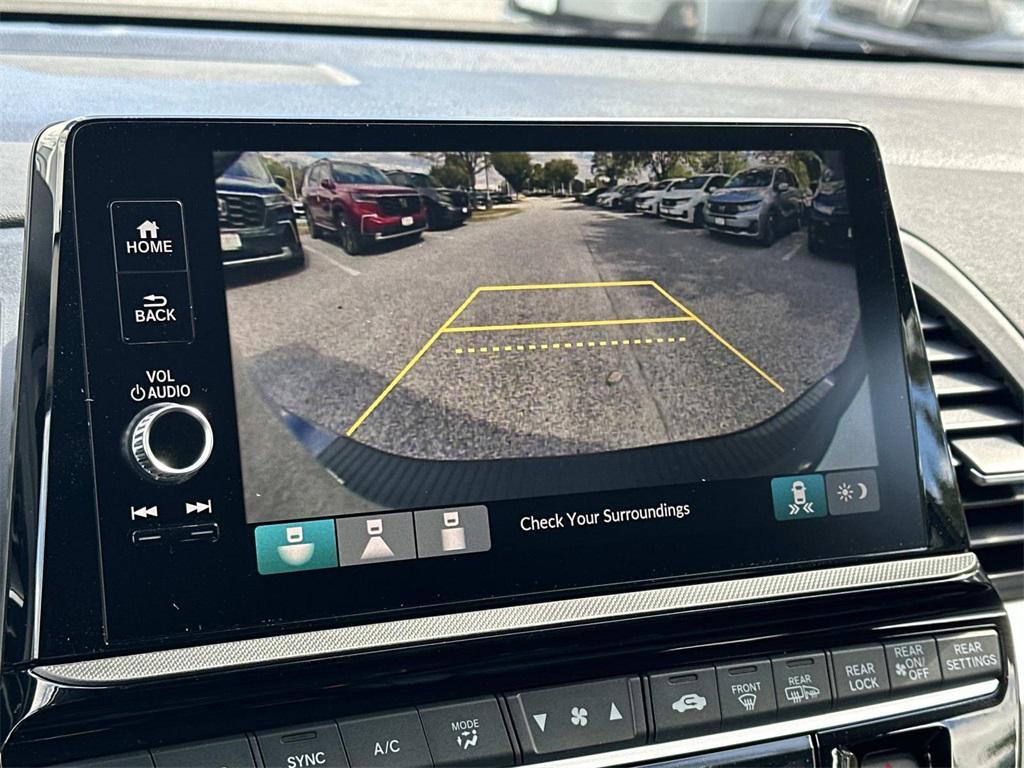 new 2026 Honda Odyssey car, priced at $44,655
