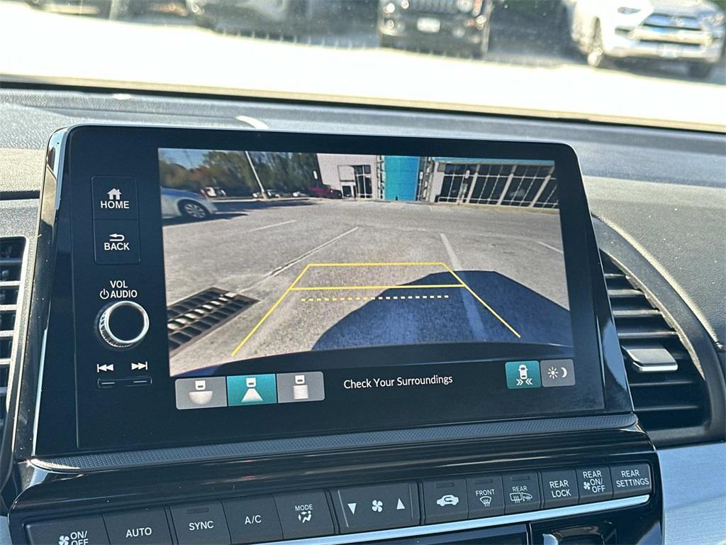 used 2025 Honda Odyssey car, priced at $40,997