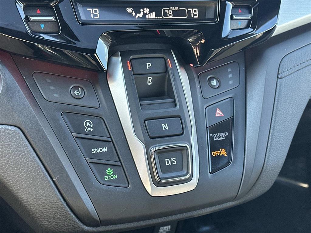 used 2025 Honda Odyssey car, priced at $40,997