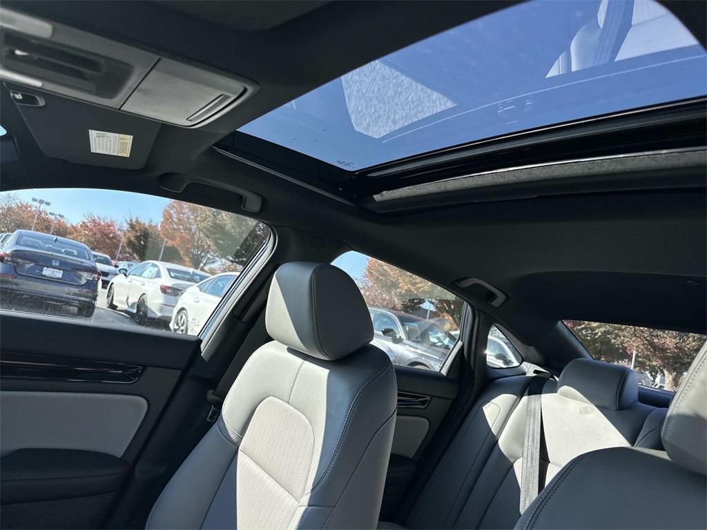 new 2026 Honda Civic Hybrid car, priced at $33,945