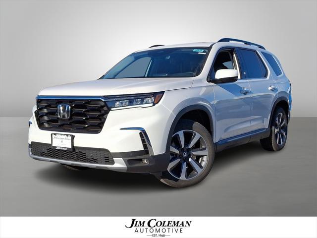 new 2025 Honda Pilot car, priced at $51,450