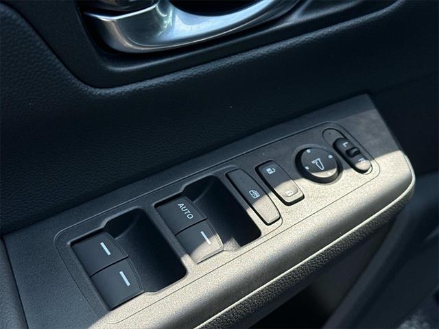 used 2025 Honda CR-V car, priced at $31,000