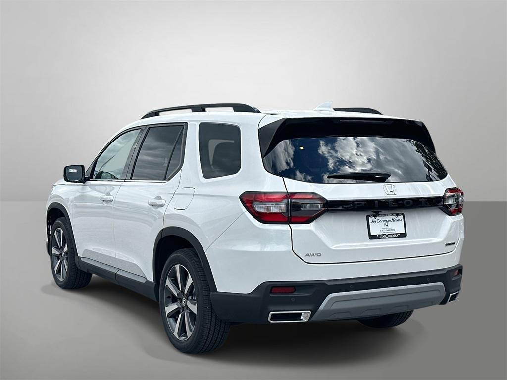 new 2025 Honda Pilot car, priced at $51,550