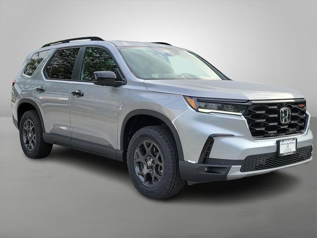 new 2025 Honda Pilot car, priced at $50,495