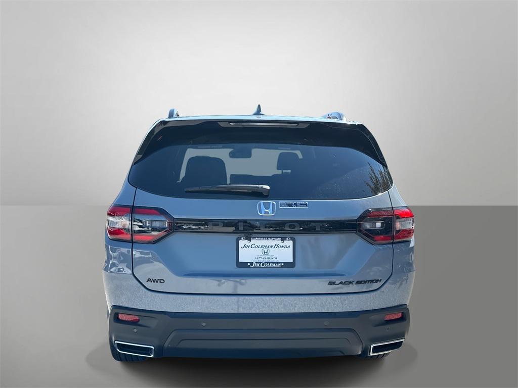 new 2025 Honda Pilot car, priced at $56,530