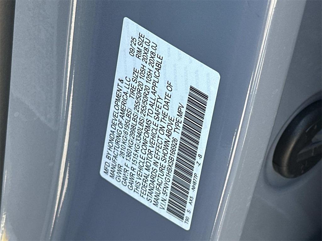 new 2025 Honda Pilot car, priced at $56,530