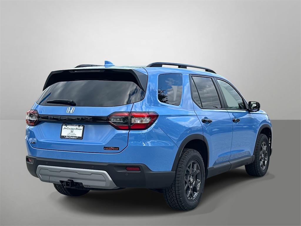 new 2025 Honda Pilot car, priced at $51,830