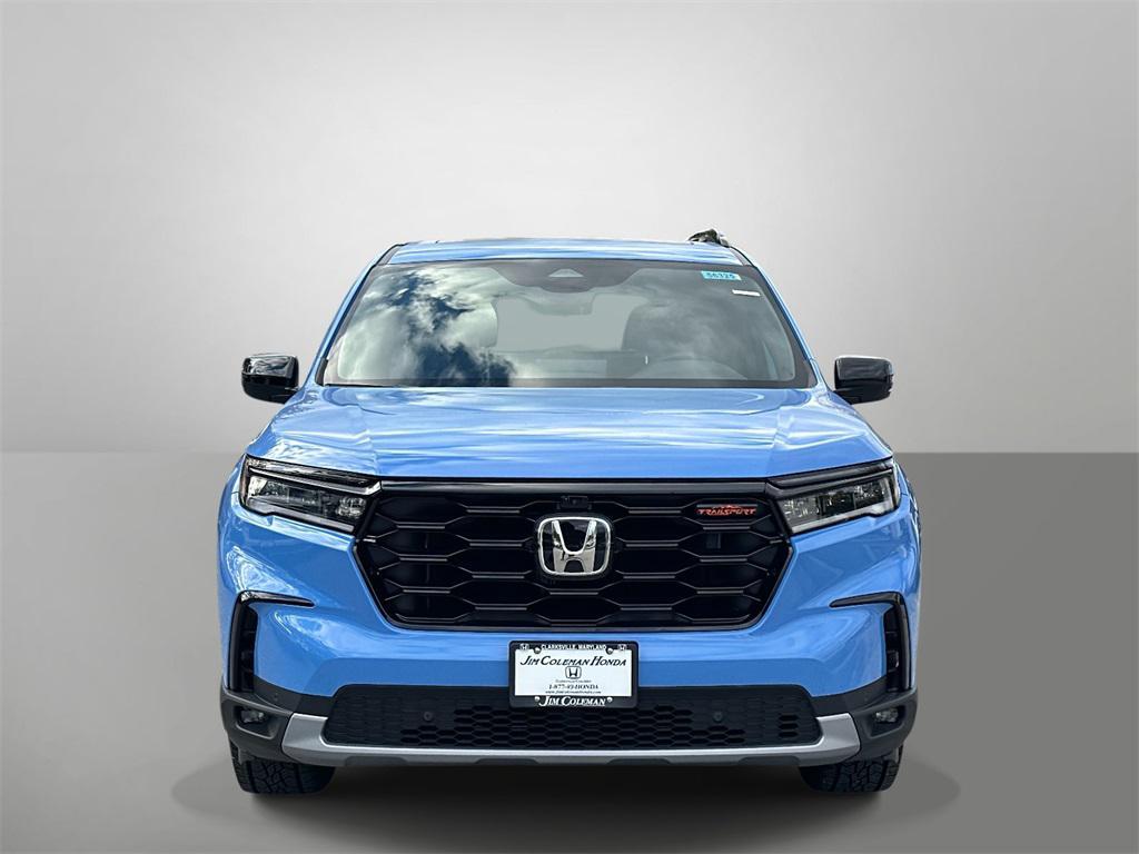 new 2025 Honda Pilot car, priced at $51,830
