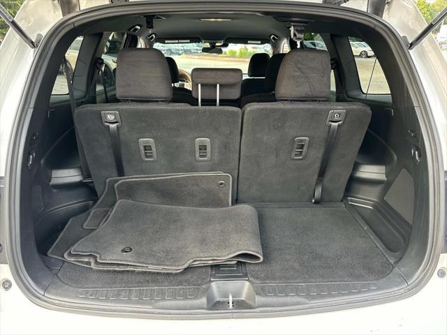 used 2022 Honda Pilot car, priced at $25,376