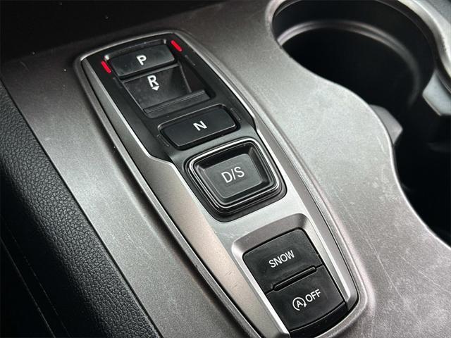 used 2022 Honda Pilot car, priced at $25,376