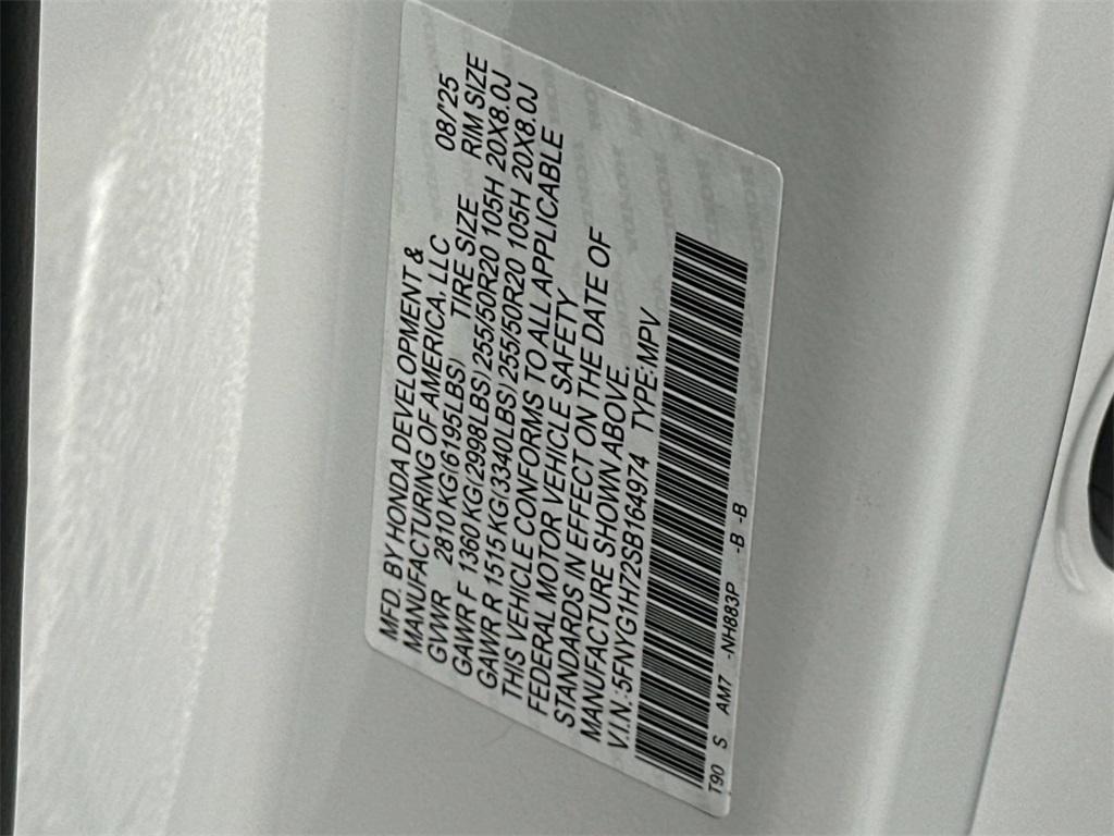 new 2025 Honda Pilot car, priced at $52,280