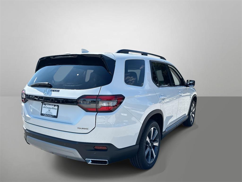 new 2025 Honda Pilot car, priced at $52,280