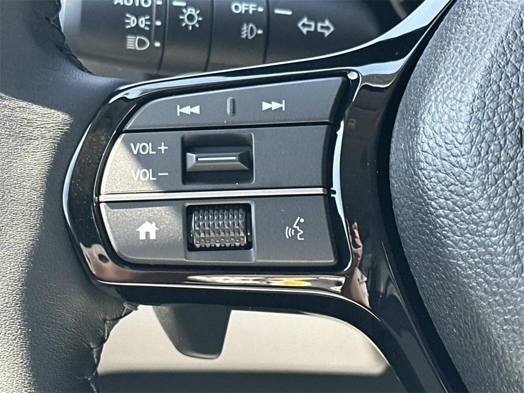 new 2025 Honda Pilot car, priced at $52,280