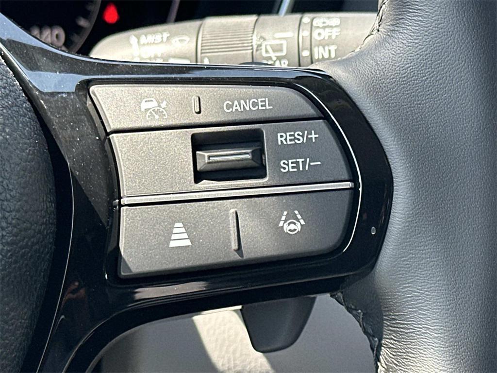 new 2025 Honda Pilot car, priced at $52,280