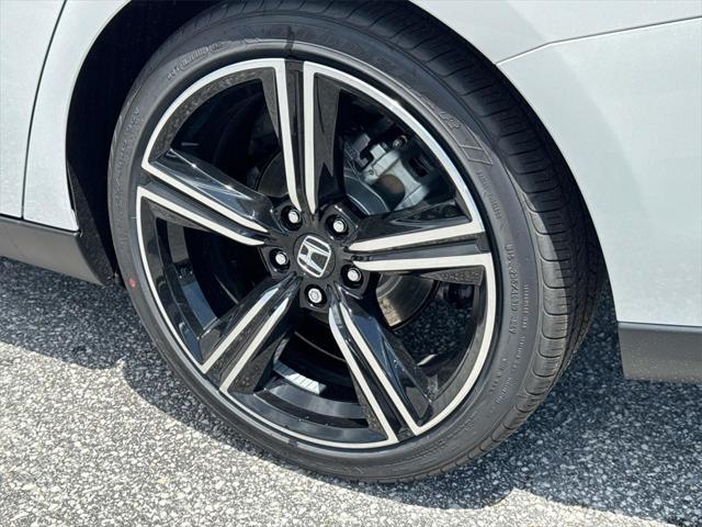 new 2025 Honda Accord Hybrid car, priced at $35,260