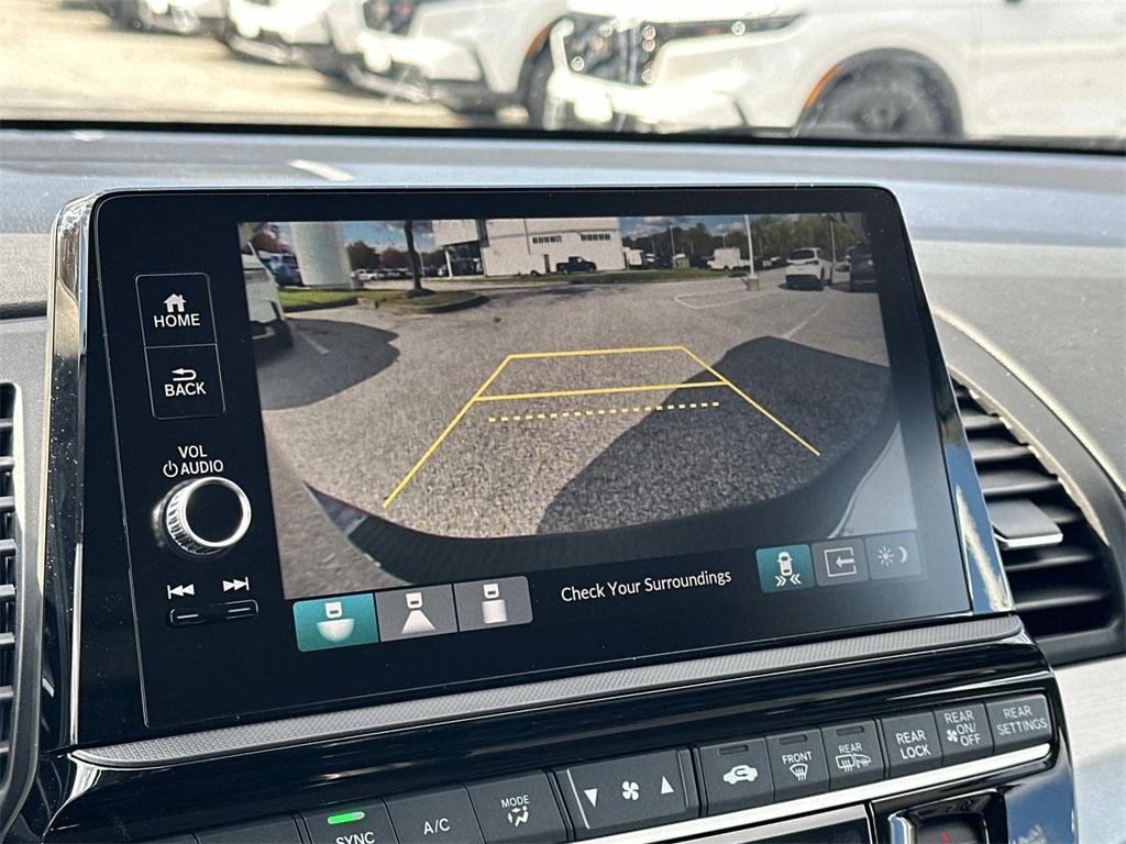 new 2026 Honda Odyssey car, priced at $48,990