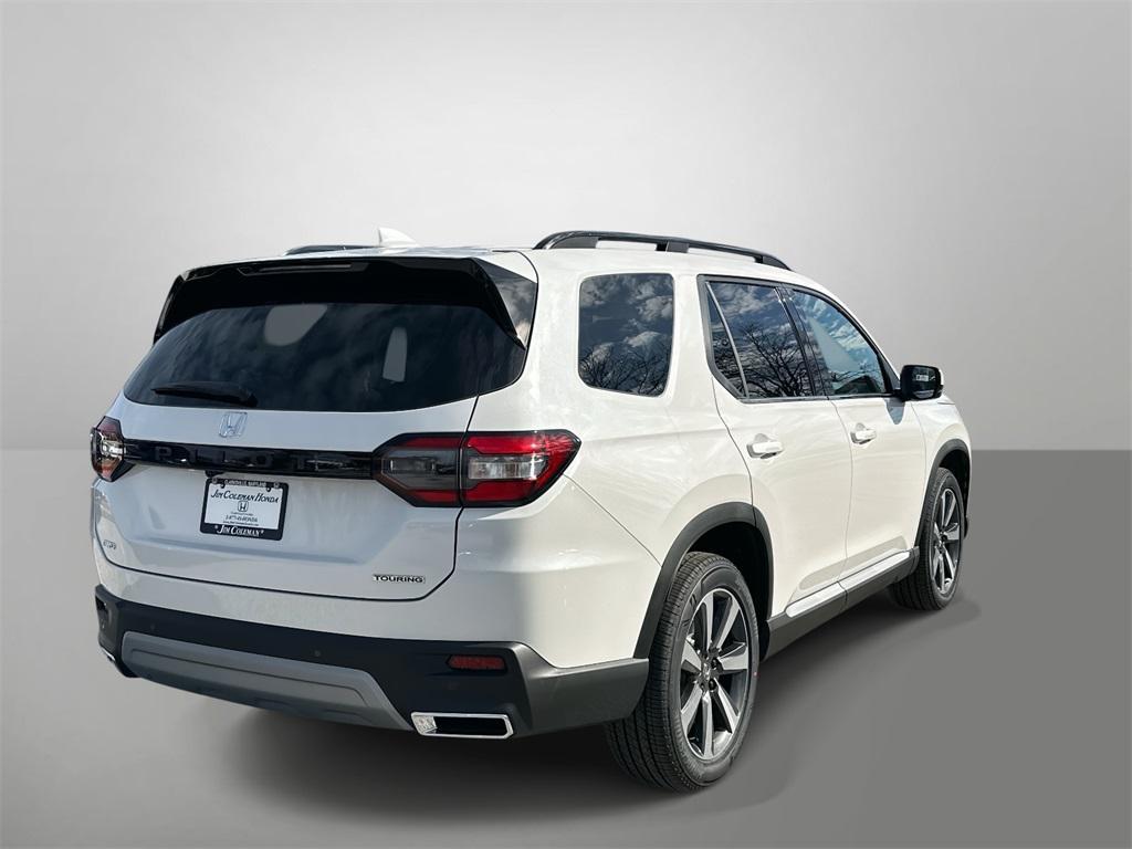 new 2025 Honda Pilot car, priced at $51,550