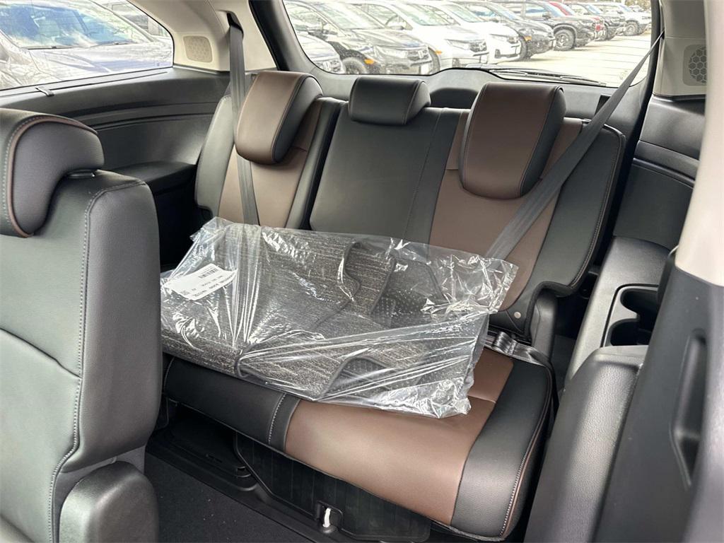 new 2026 Honda Odyssey car, priced at $53,645